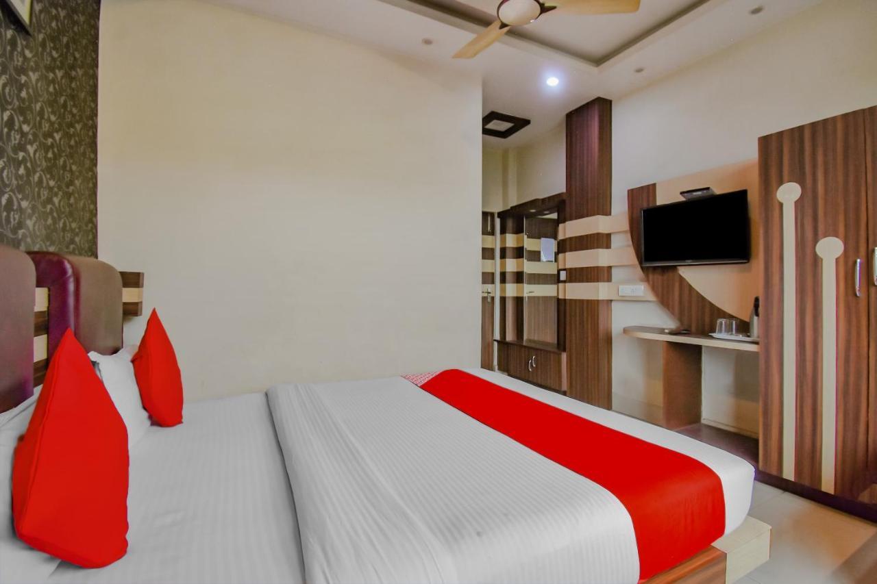 Oyo 1851 Hotel Sefali Deluxe Καλκούτα Εξωτερικό φωτογραφία
