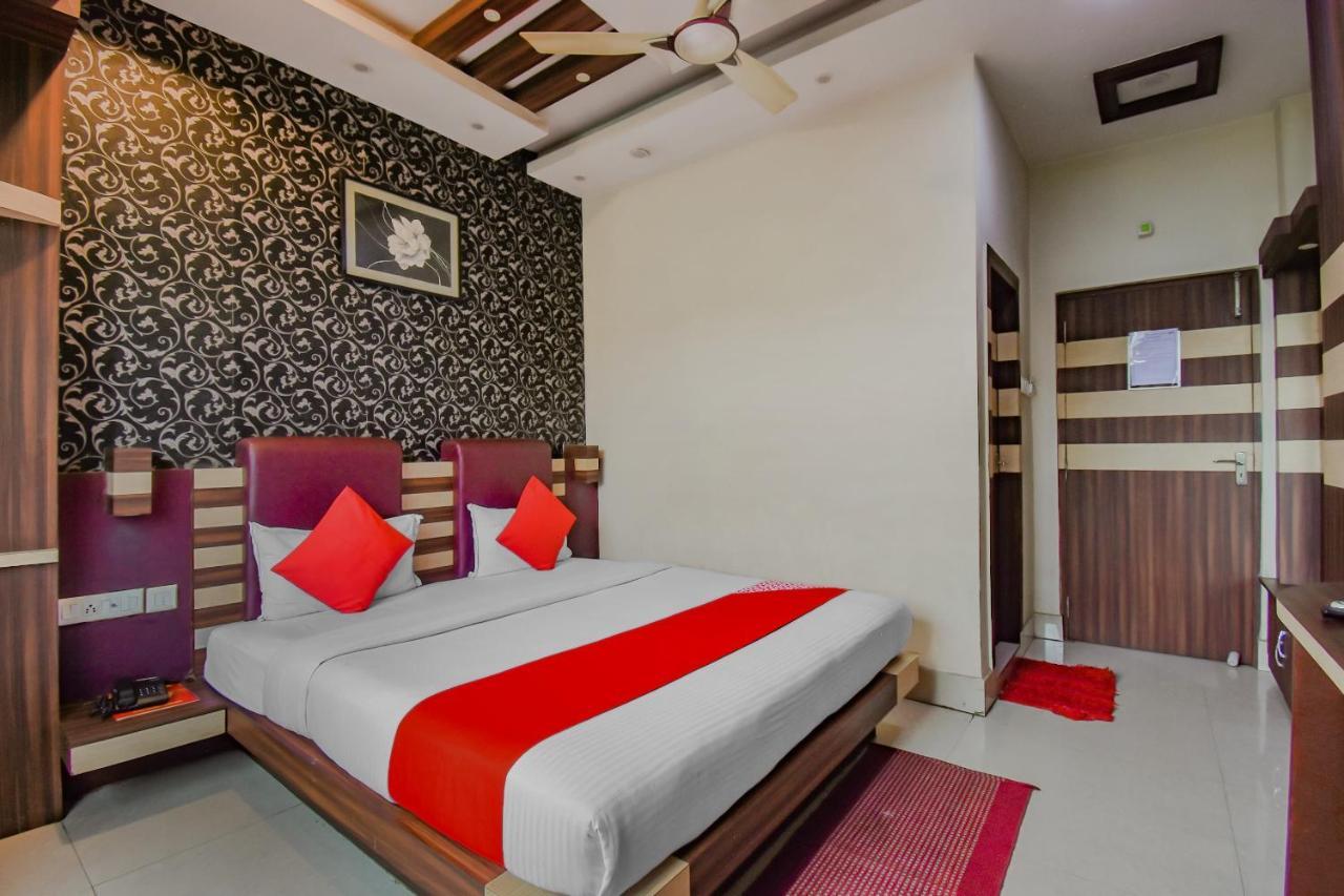Oyo 1851 Hotel Sefali Deluxe Καλκούτα Εξωτερικό φωτογραφία