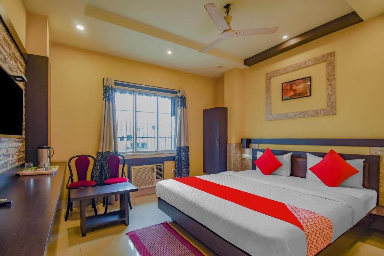 Oyo 1851 Hotel Sefali Deluxe Καλκούτα Εξωτερικό φωτογραφία